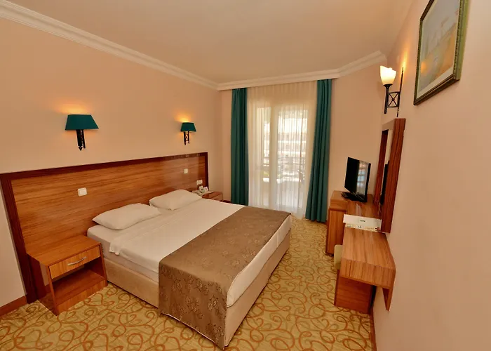 Nature And ホテル