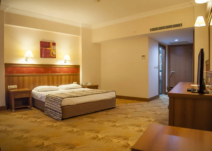 Nature And ホテル 5*