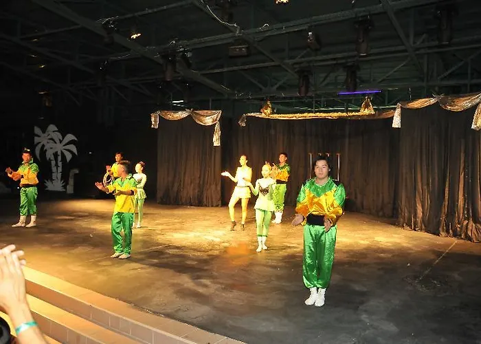 Nature And 5* マルマリス