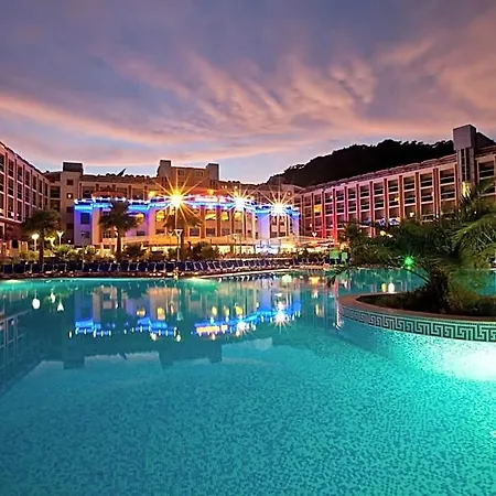 Nature And Hotel 5*