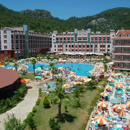 Nature And ホテル 5*