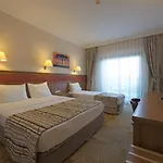 فندق وسبا جرين نيتشر 5*
